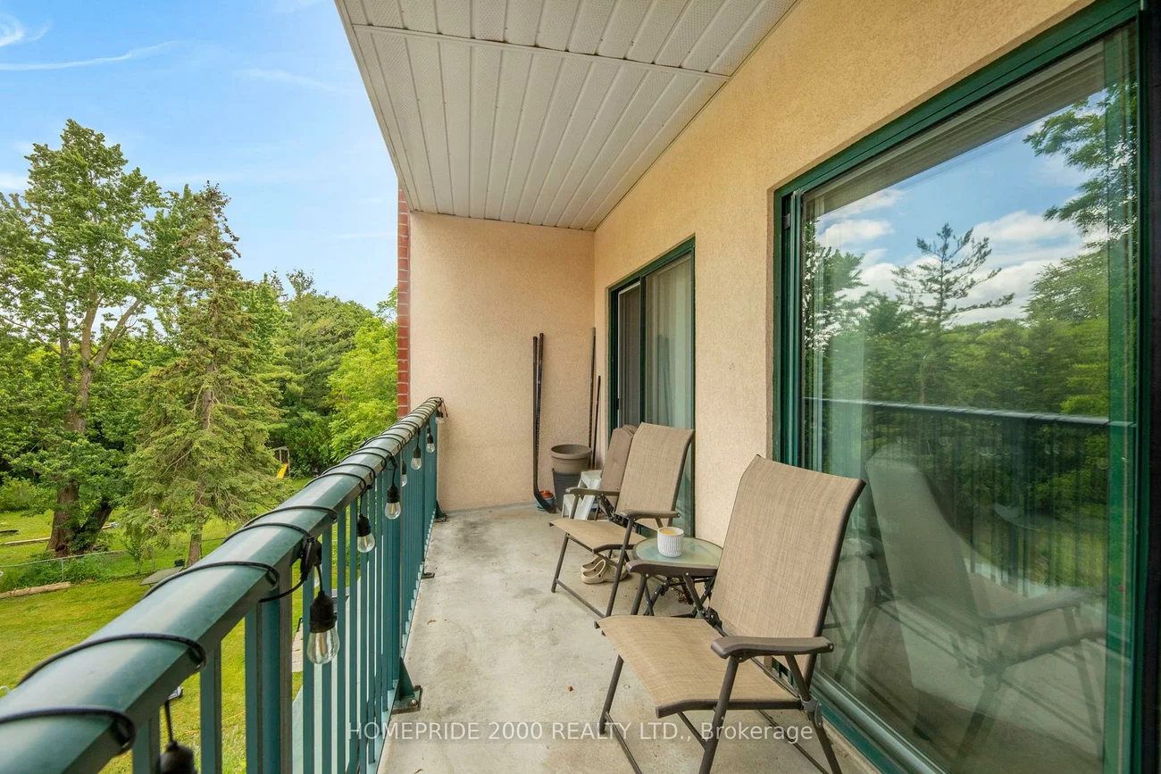 33, Wallace, West Woodbridge, Vaughan