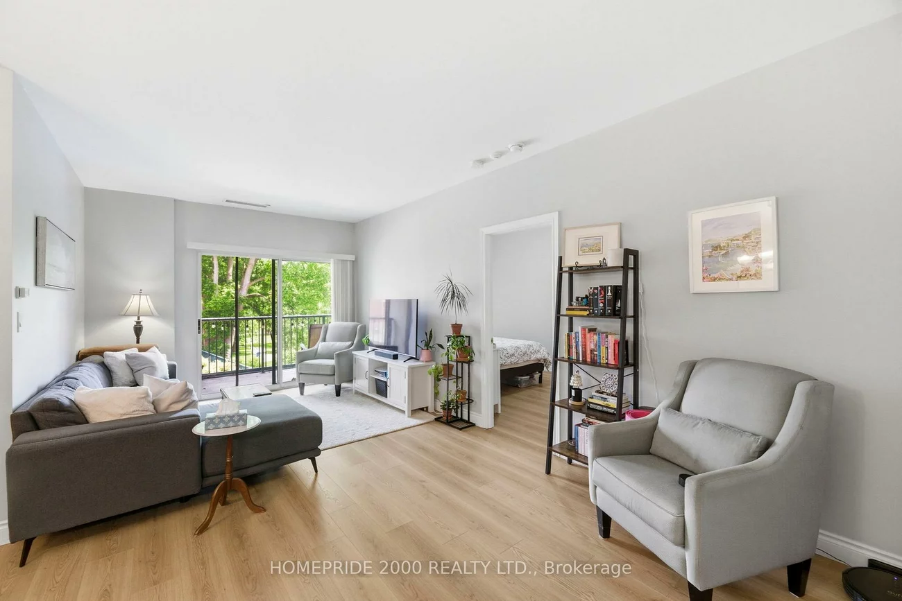 33, Wallace, West Woodbridge, Vaughan