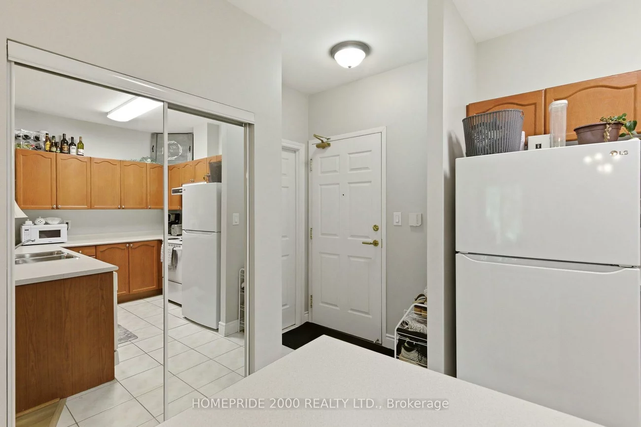 33, Wallace, West Woodbridge, Vaughan