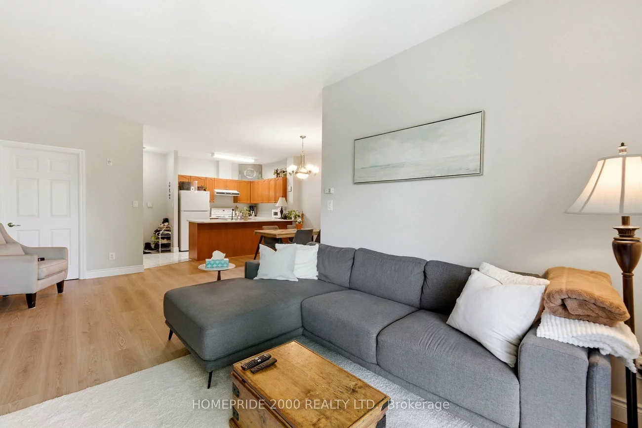 33, Wallace, West Woodbridge, Vaughan