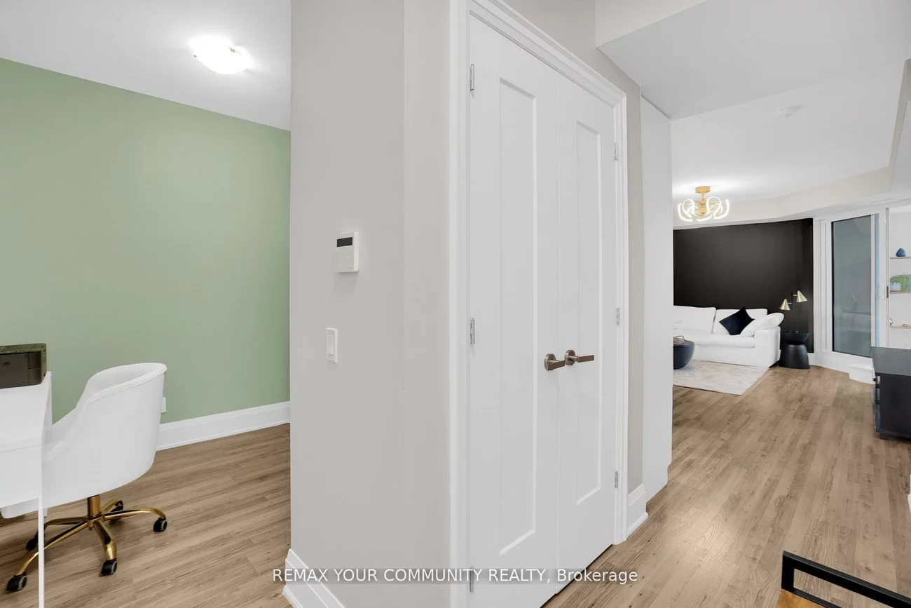 9085, Jane, Concord, Vaughan