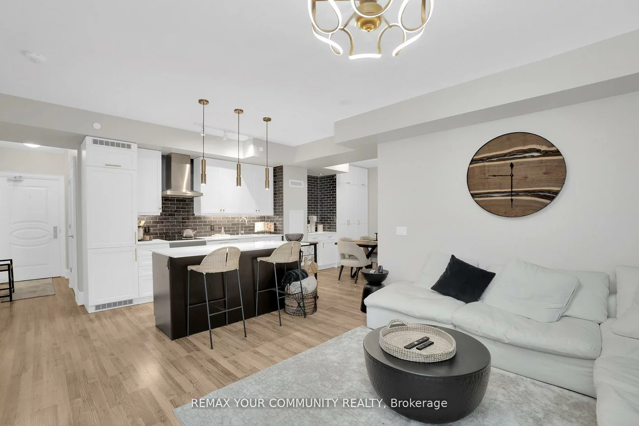 9085, Jane, Concord, Vaughan