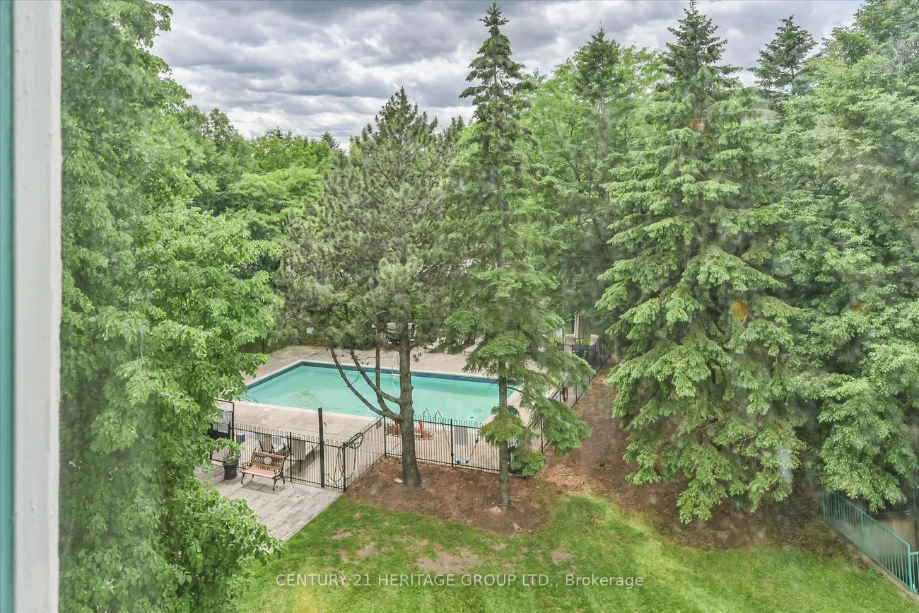 7250, Yonge, Crestwood-Springfarm-Yorkhill, Vaughan