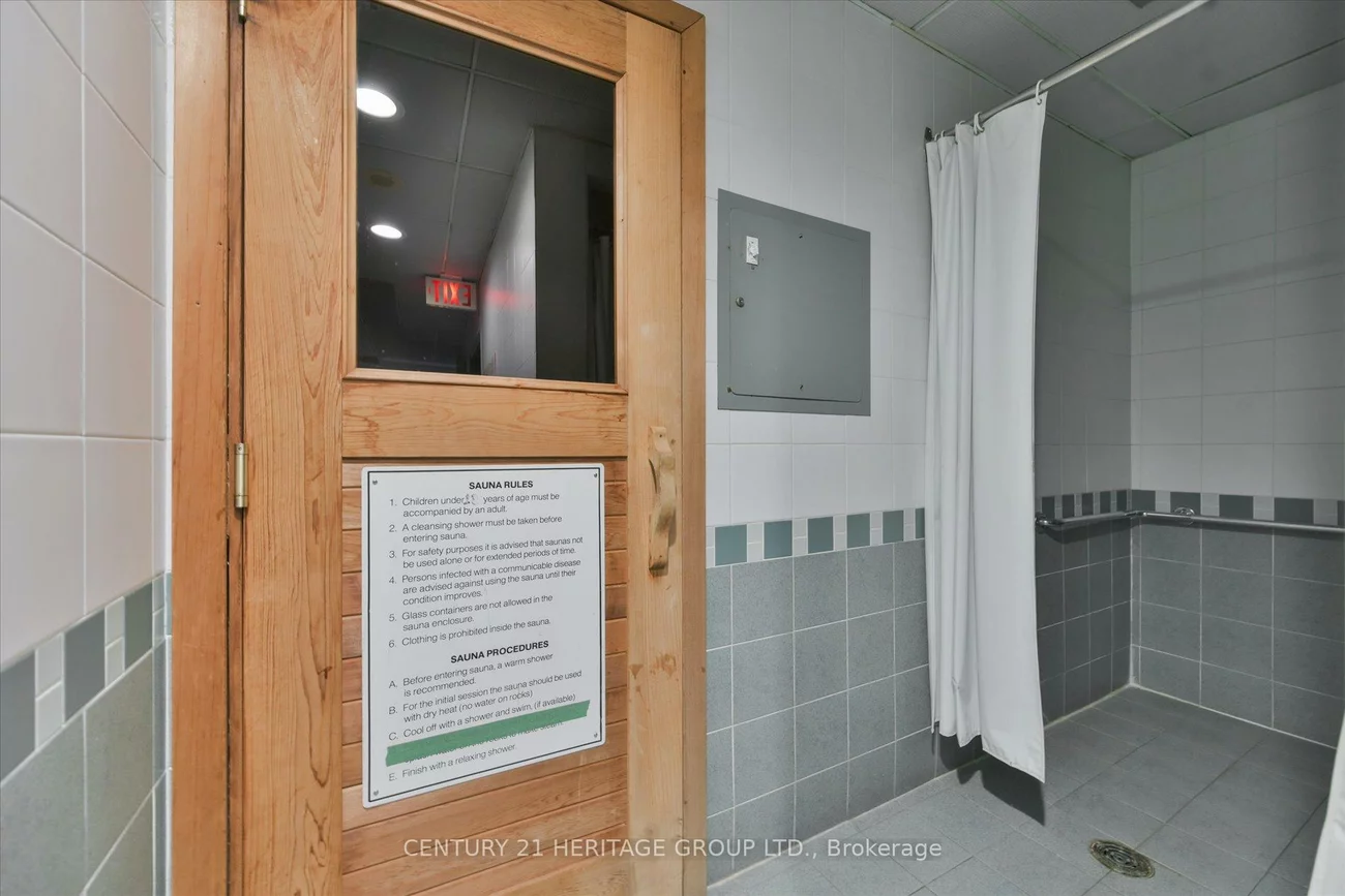 7250, Yonge, Crestwood-Springfarm-Yorkhill, Vaughan
