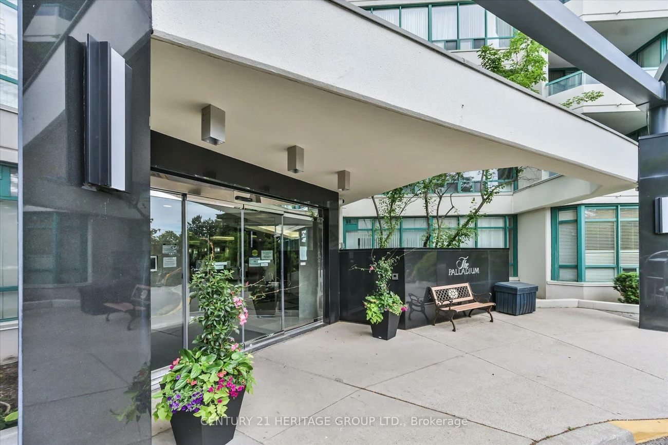 7250, Yonge, Crestwood-Springfarm-Yorkhill, Vaughan