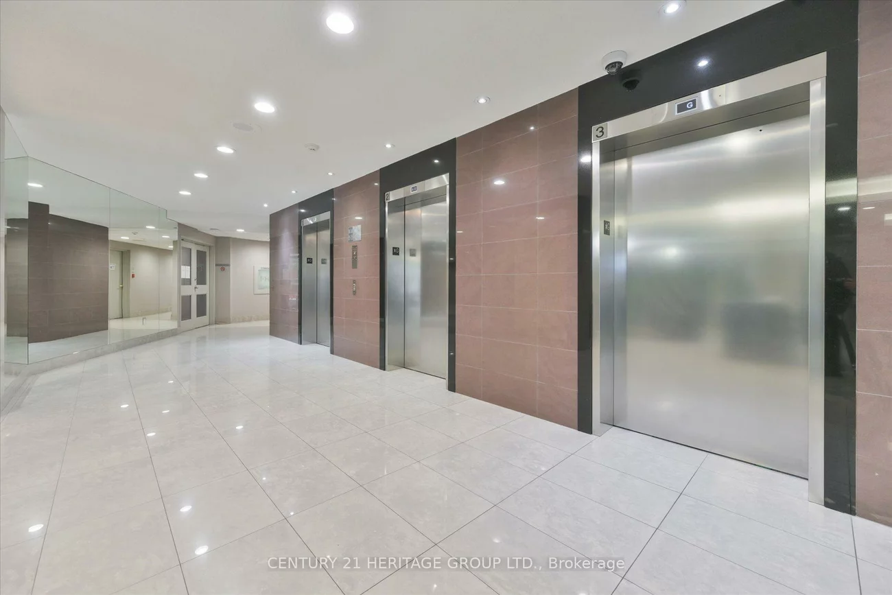 7250, Yonge, Crestwood-Springfarm-Yorkhill, Vaughan