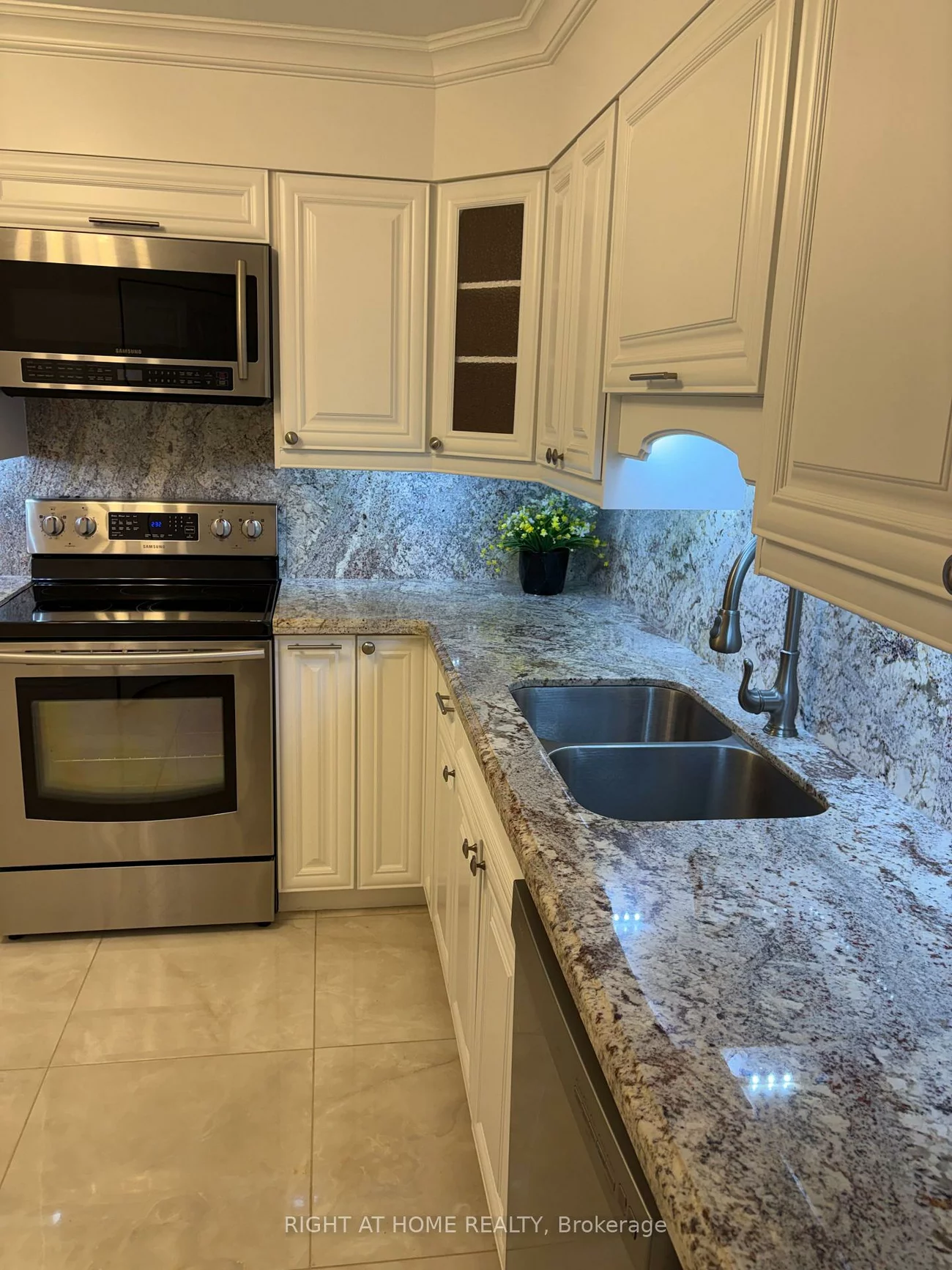 333, CLARK, Crestwood-Springfarm-Yorkhill, Vaughan