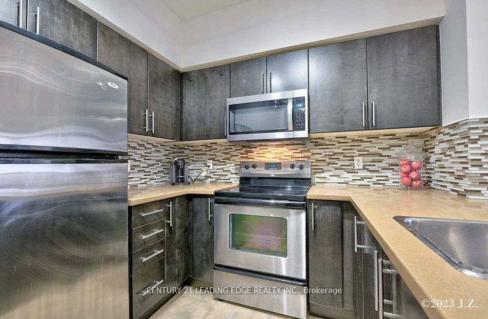 9225, Jane, Maple, Vaughan