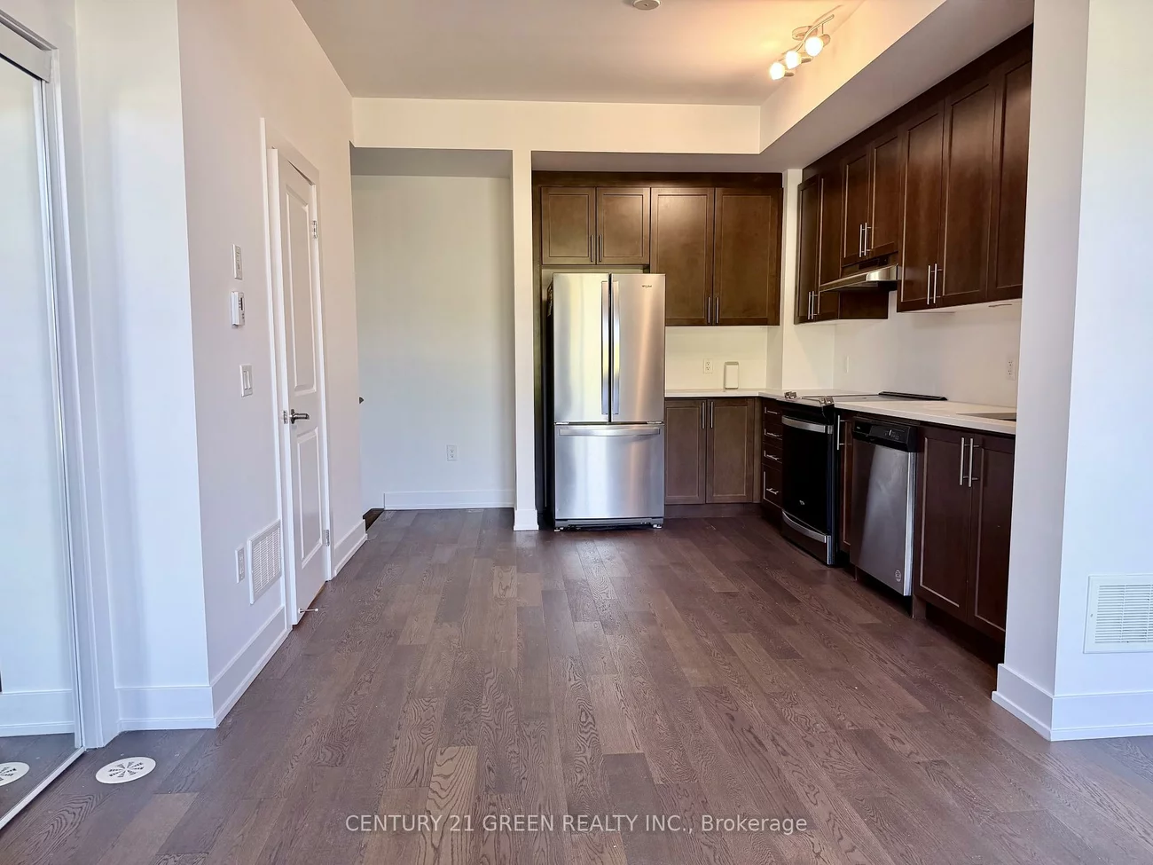 9560, Islington, Sonoma Heights, Vaughan