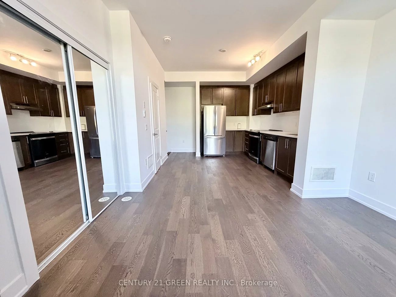 9560, Islington, Sonoma Heights, Vaughan
