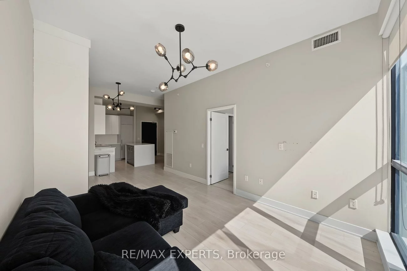 2916, Highway 7, Concord, Vaughan