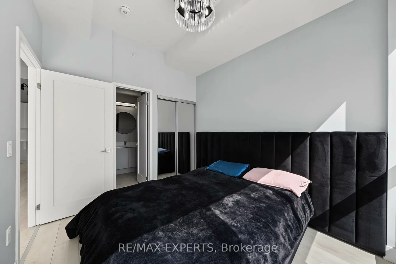 2916, Highway 7, Concord, Vaughan