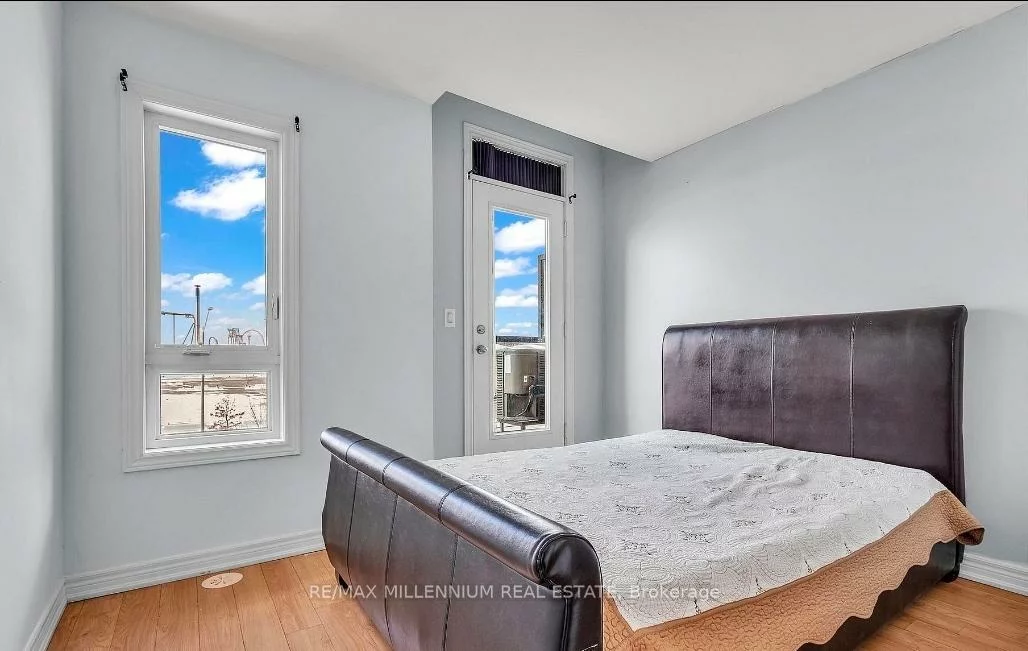 9601, Jane, Maple, Vaughan