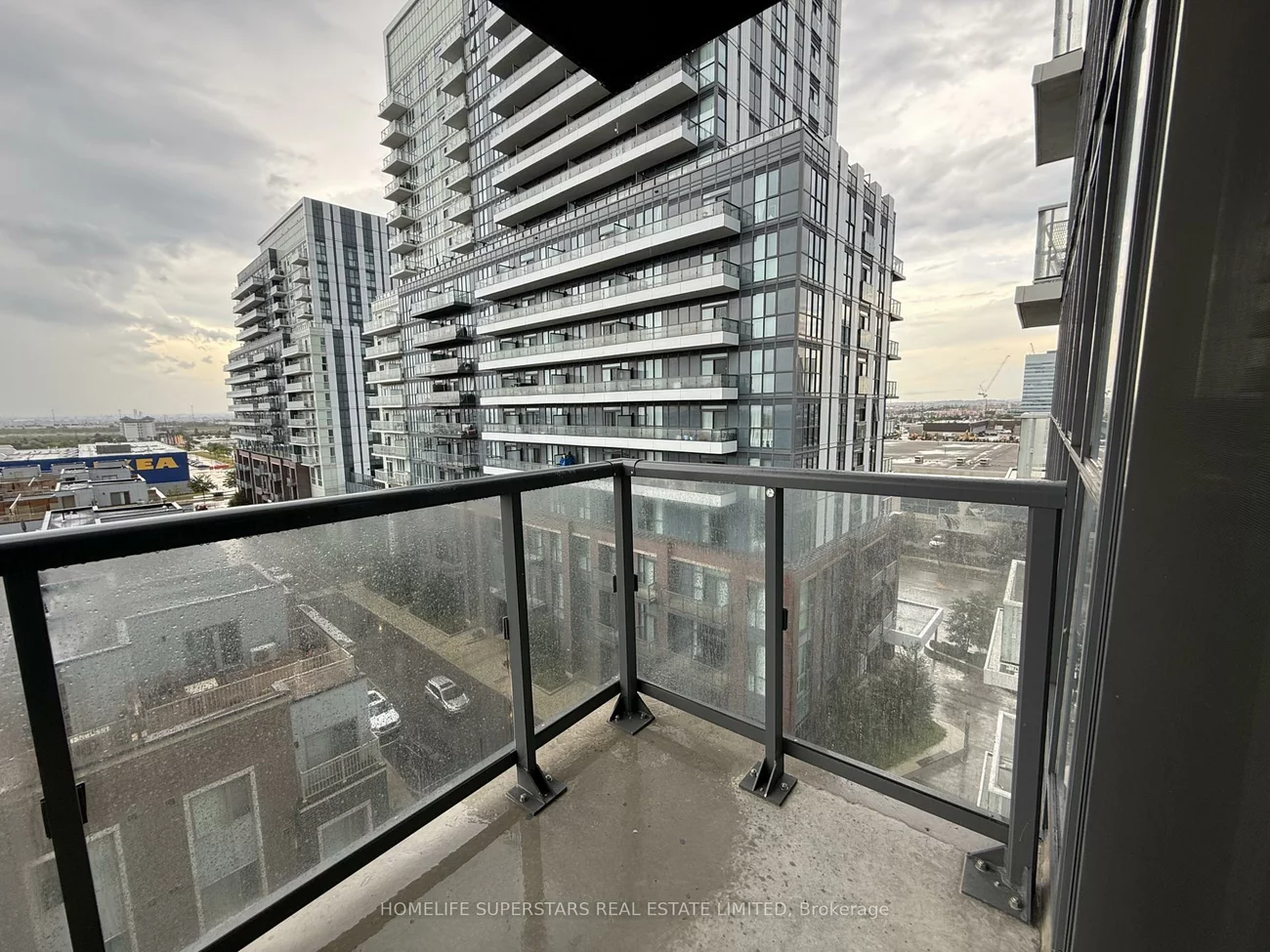 60, Honeycrisp, Vaughan Corporate Centre, Vaughan