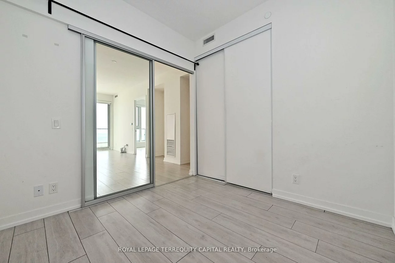 5, Buttermill, Vaughan Corporate Centre, Vaughan