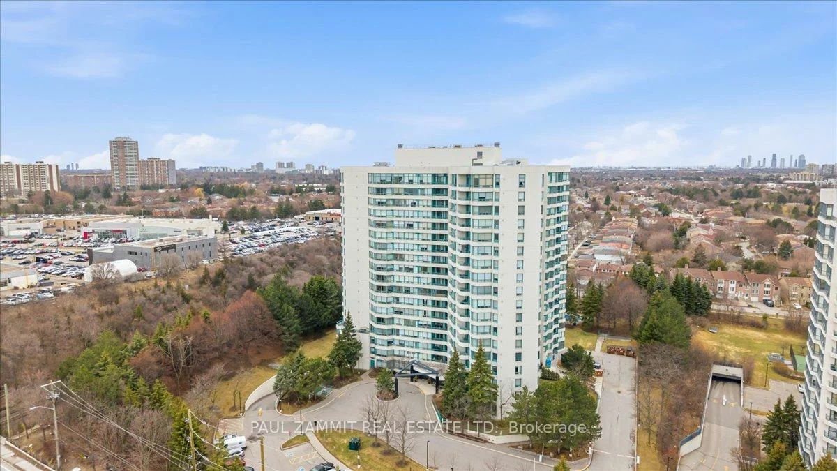 7250, Yonge, Crestwood-Springfarm-Yorkhill, Vaughan