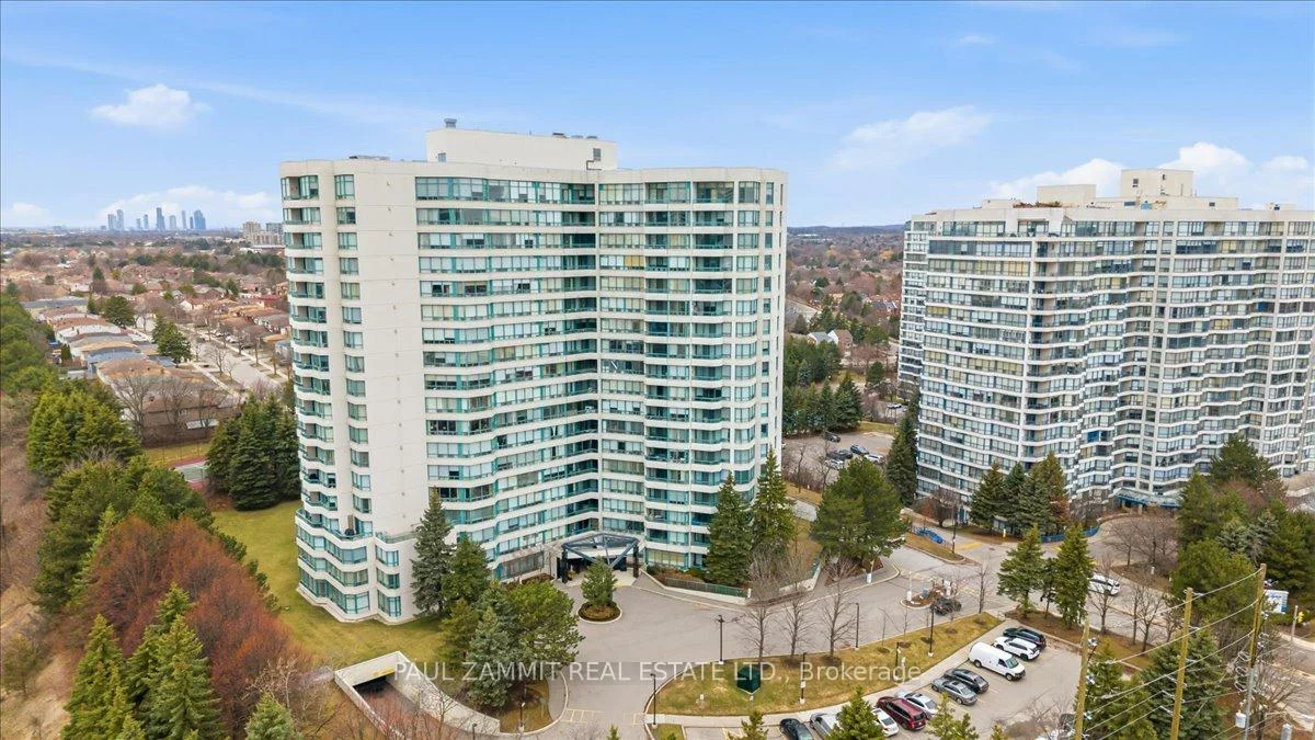 7250, Yonge, Crestwood-Springfarm-Yorkhill, Vaughan