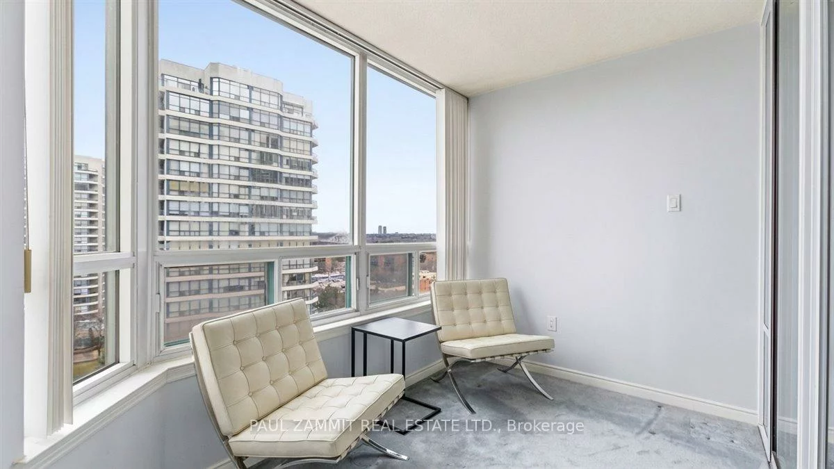 7250, Yonge, Crestwood-Springfarm-Yorkhill, Vaughan
