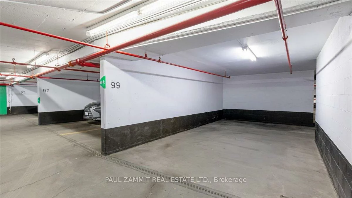 7250, Yonge, Crestwood-Springfarm-Yorkhill, Vaughan