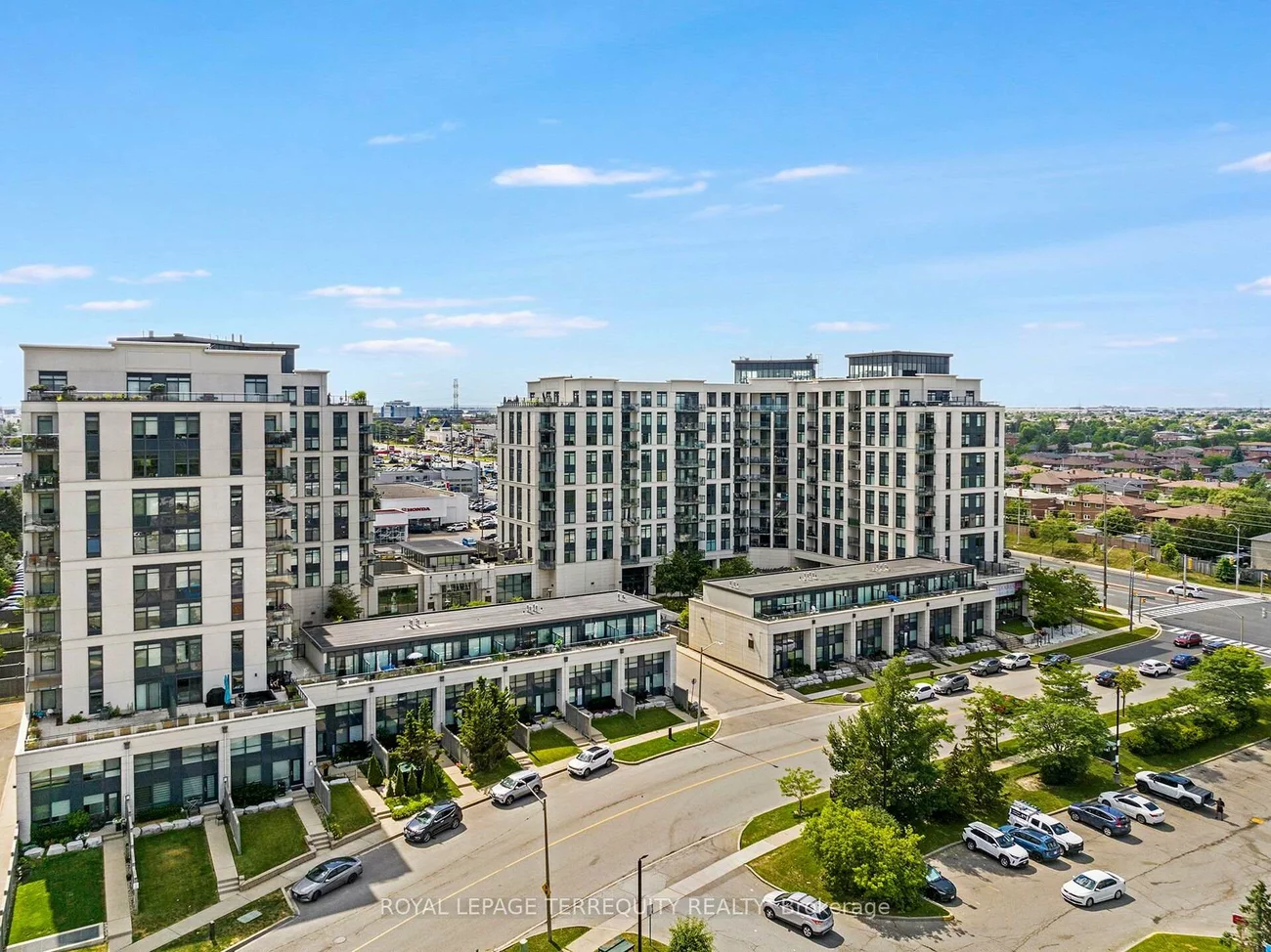 12, Woodstream, Vaughan Grove, Vaughan