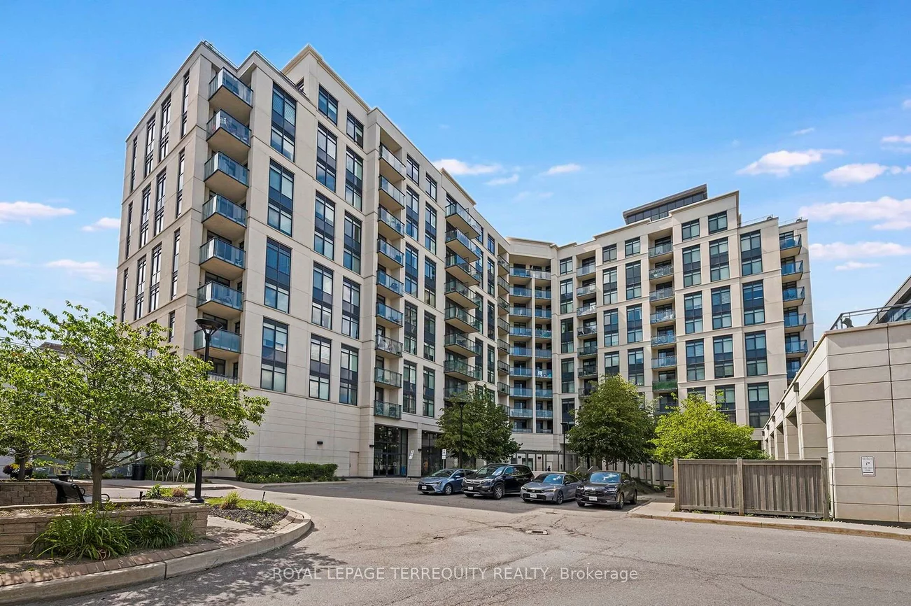 12, Woodstream, Vaughan Grove, Vaughan
