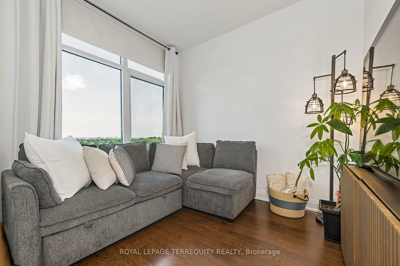 12, Woodstream, Vaughan Grove, Vaughan