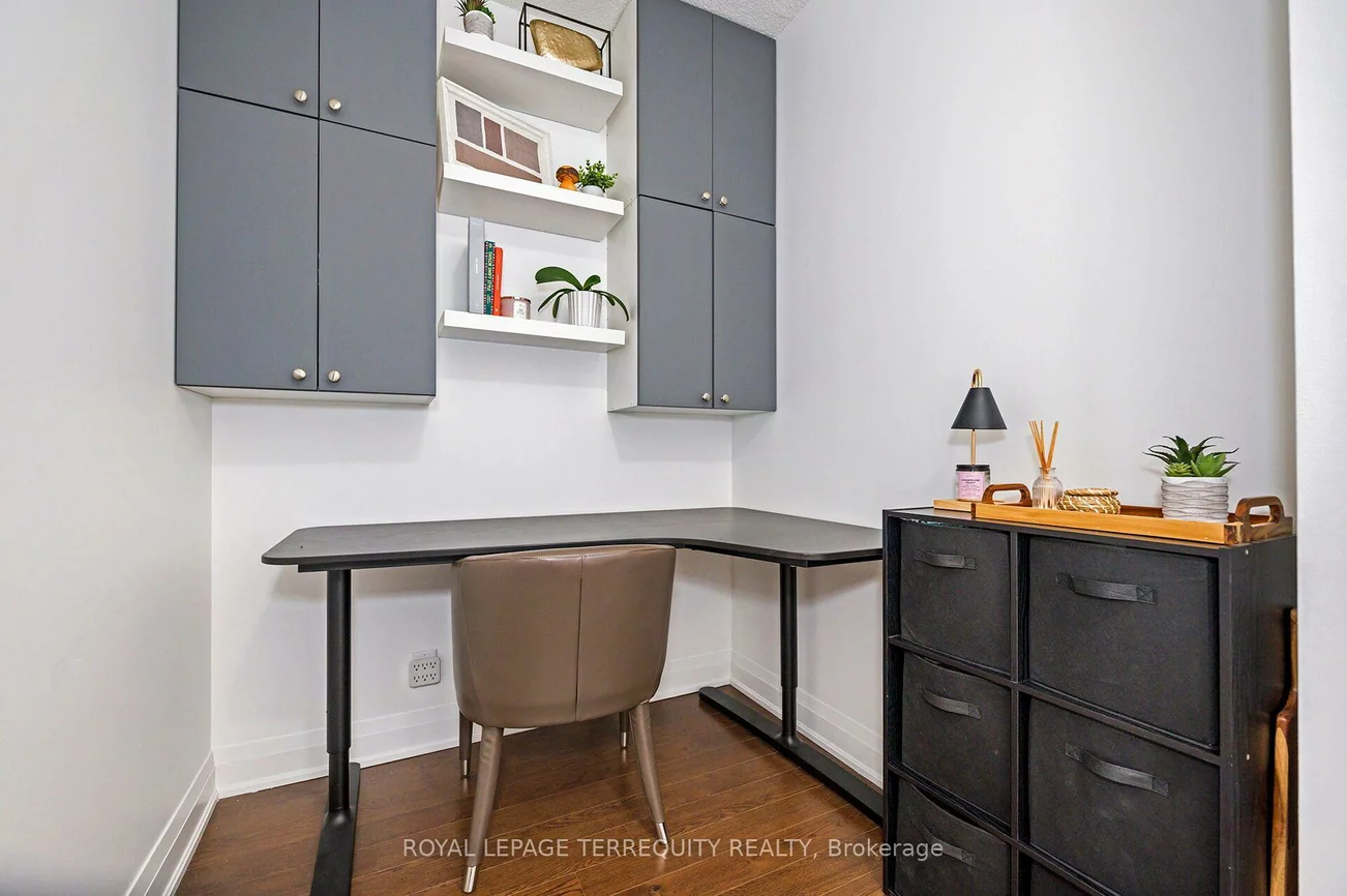 12, Woodstream, Vaughan Grove, Vaughan