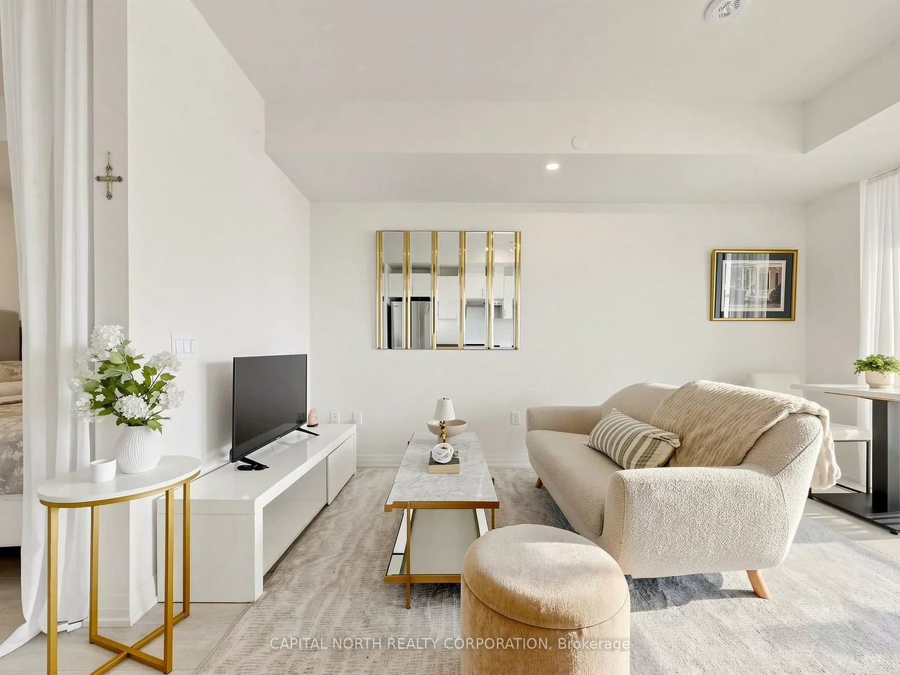8960, Jane, Vellore Village, Vaughan