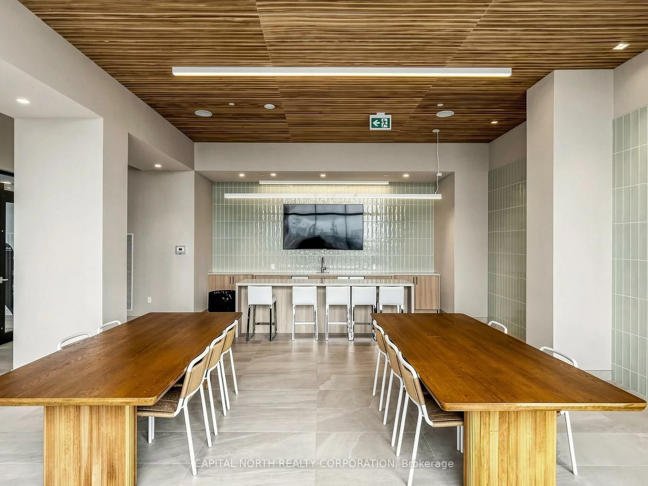 8960, Jane, Vellore Village, Vaughan