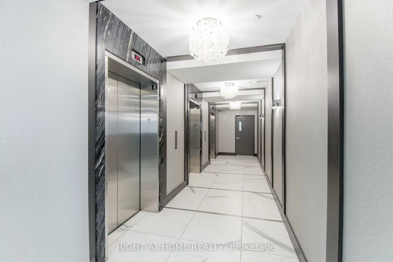 3600, Highway 7, Vaughan Corporate Centre, Vaughan
