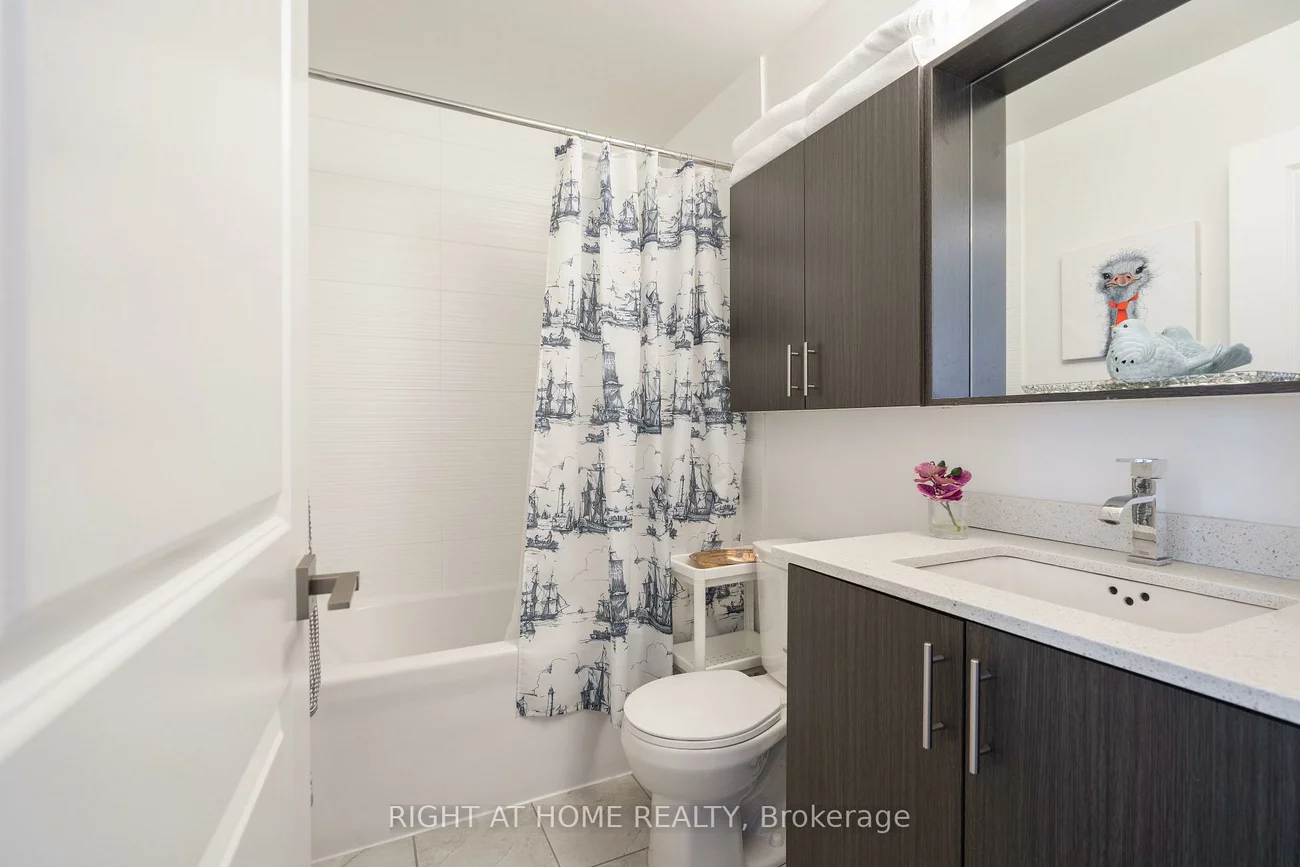 3600, Highway 7, Vaughan Corporate Centre, Vaughan