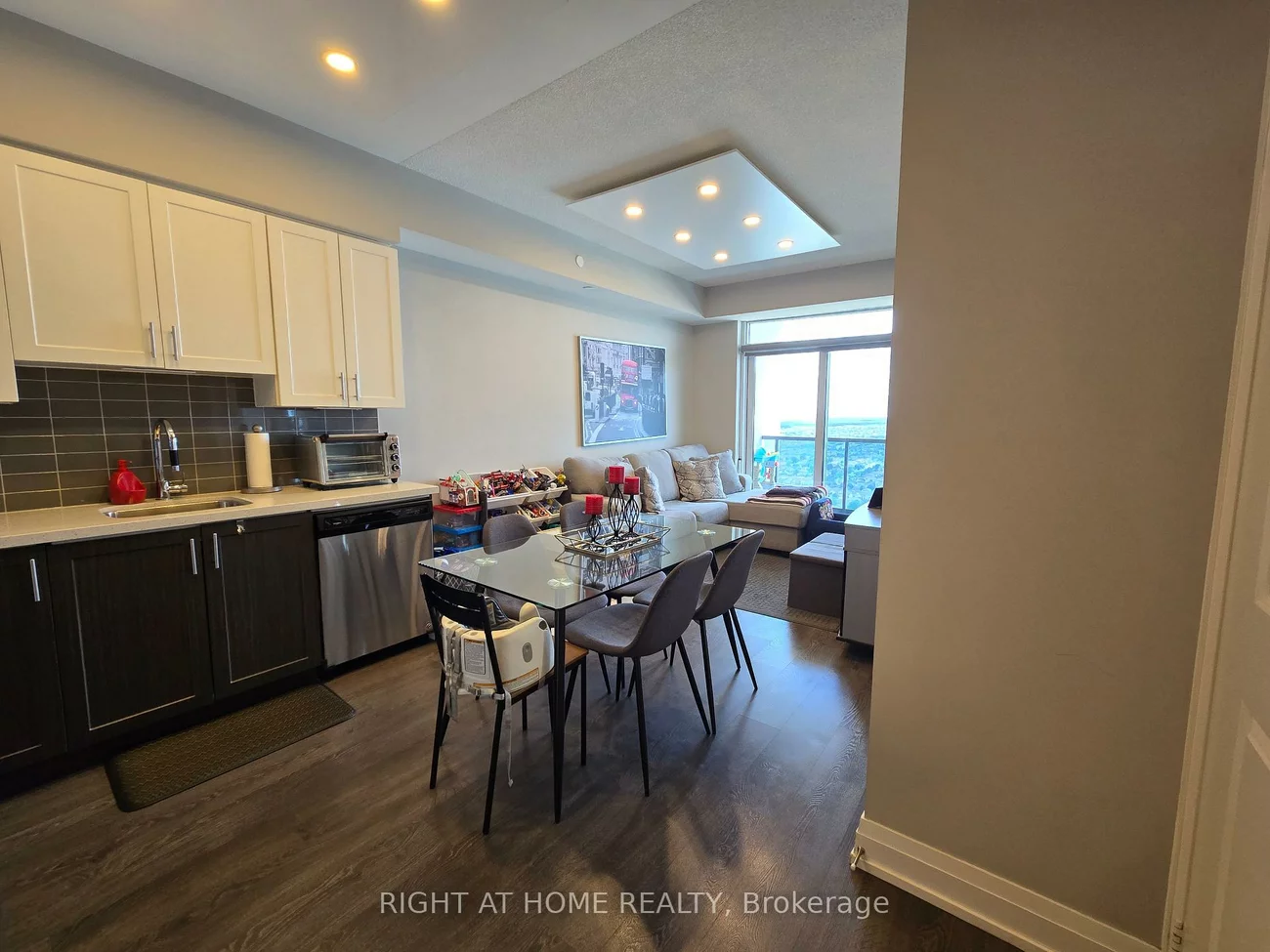 3600, Highway 7, Vaughan Corporate Centre, Vaughan