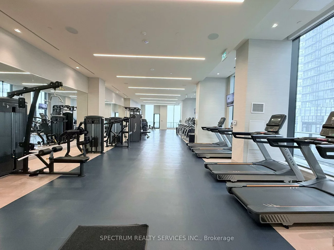 8960, Jane, Vellore Village, Vaughan