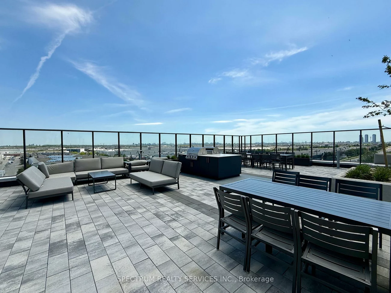 8960, Jane, Vellore Village, Vaughan
