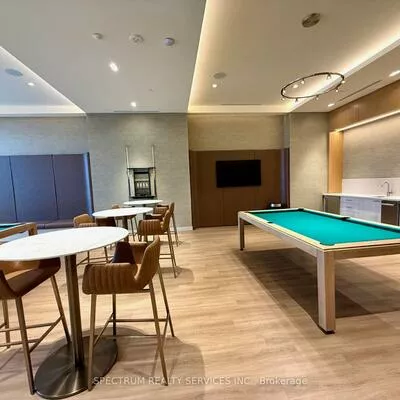 8960, Jane, Vellore Village, Vaughan