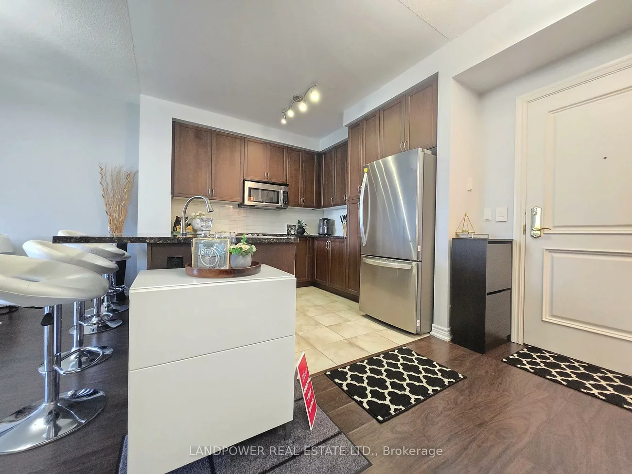 9245, Jane, Maple, Vaughan