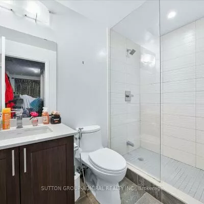 7900, Bathurst, Beverley Glen, Vaughan