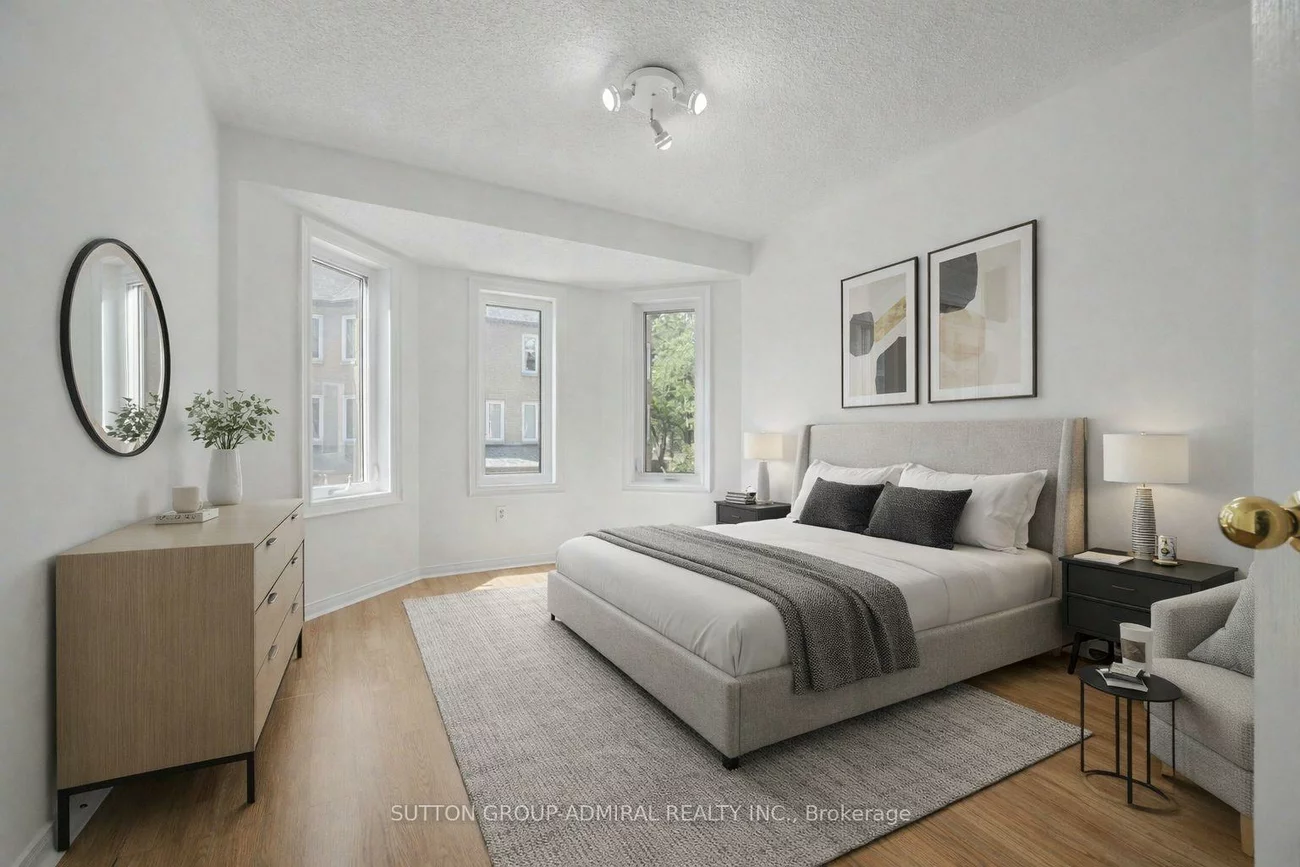 735, New Westminster, Brownridge, Vaughan