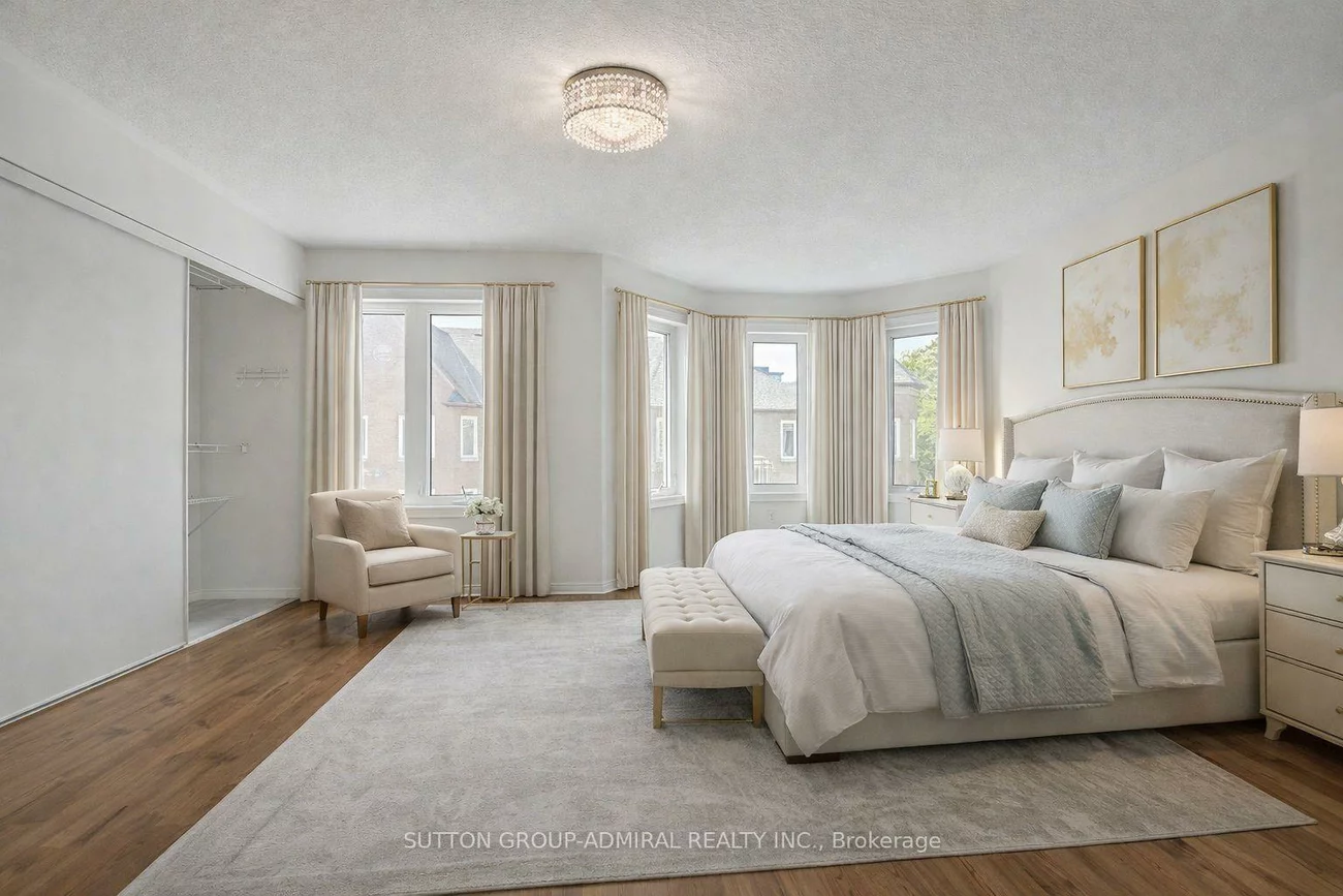 735, New Westminster, Brownridge, Vaughan
