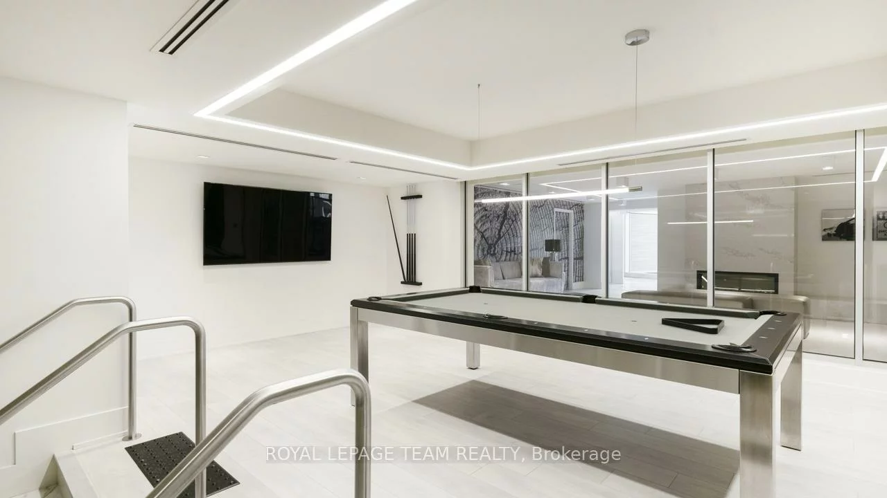 2916, Highway 7, Concord, Vaughan