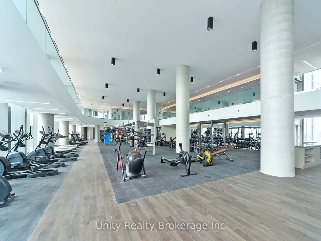 1000, Portage, Vaughan Corporate Centre, Vaughan