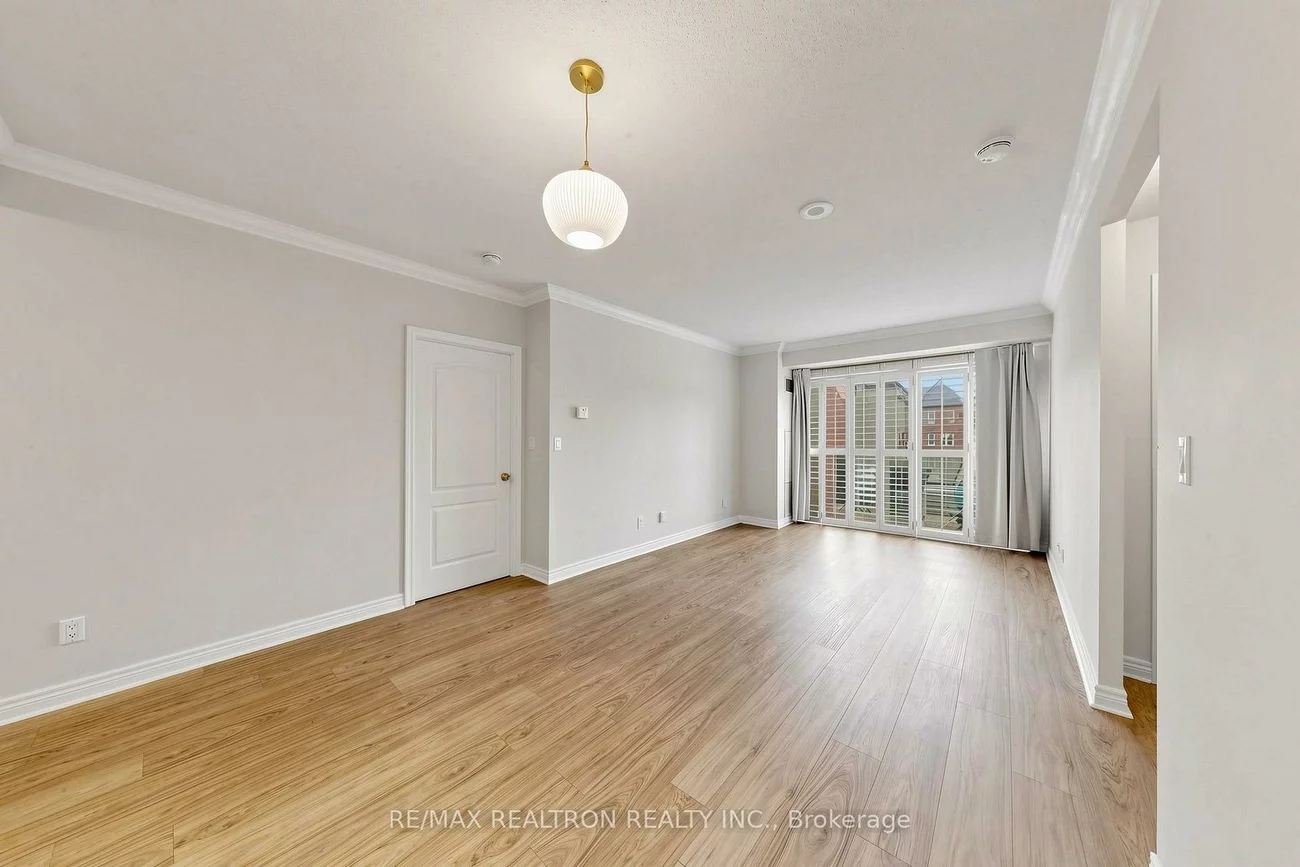 100, Promenade, Brownridge, Vaughan