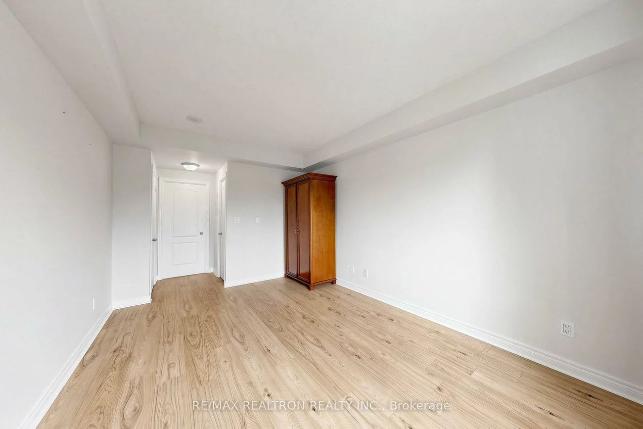 100, Promenade, Brownridge, Vaughan