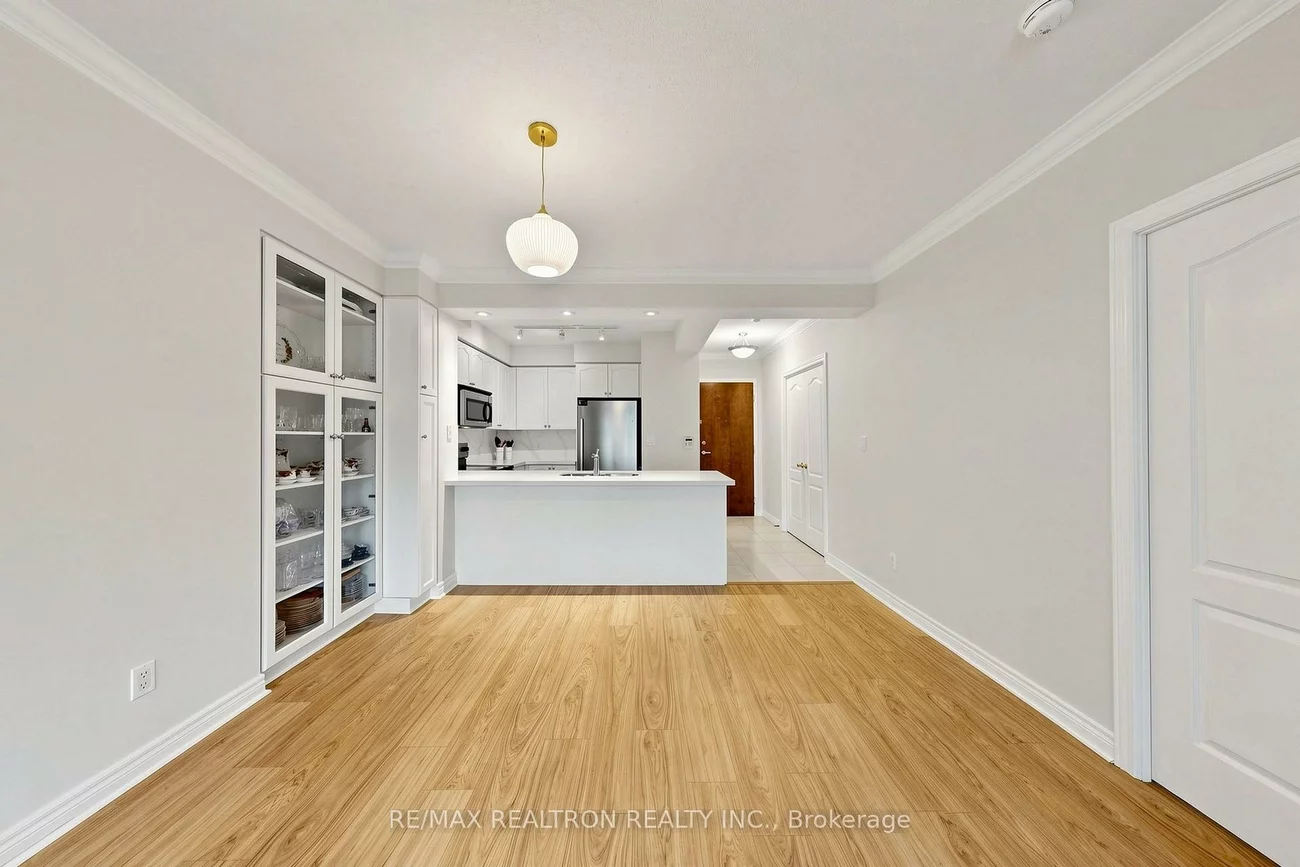 100, Promenade, Brownridge, Vaughan