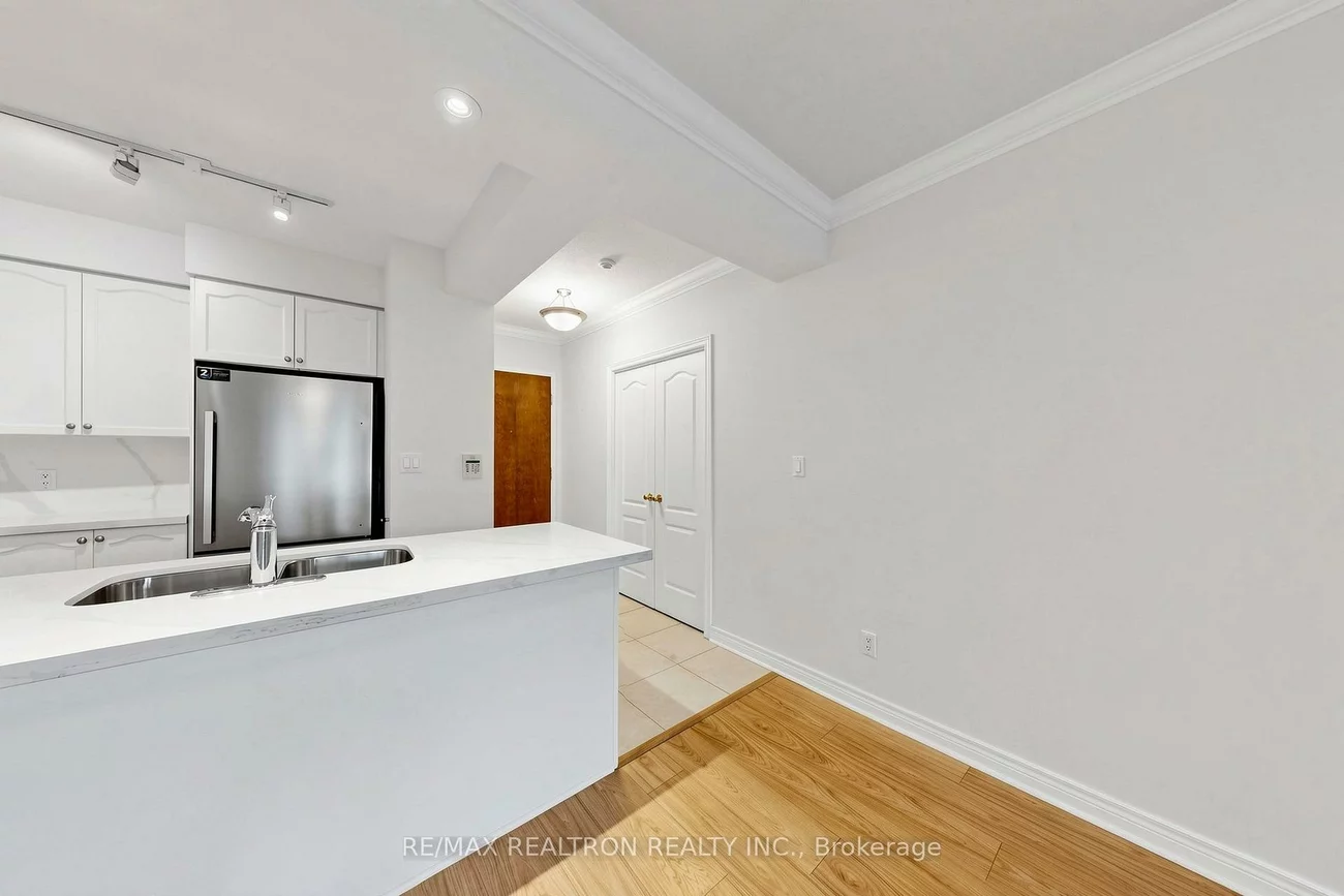 100, Promenade, Brownridge, Vaughan