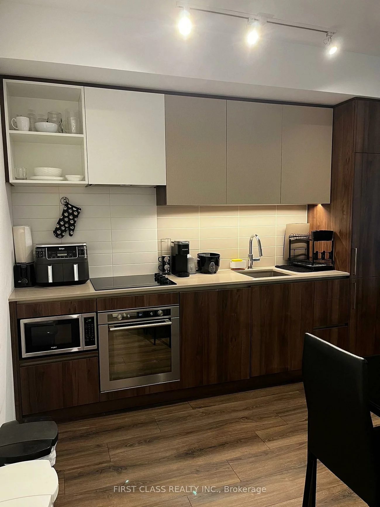 7890, Jane, Concord, Vaughan