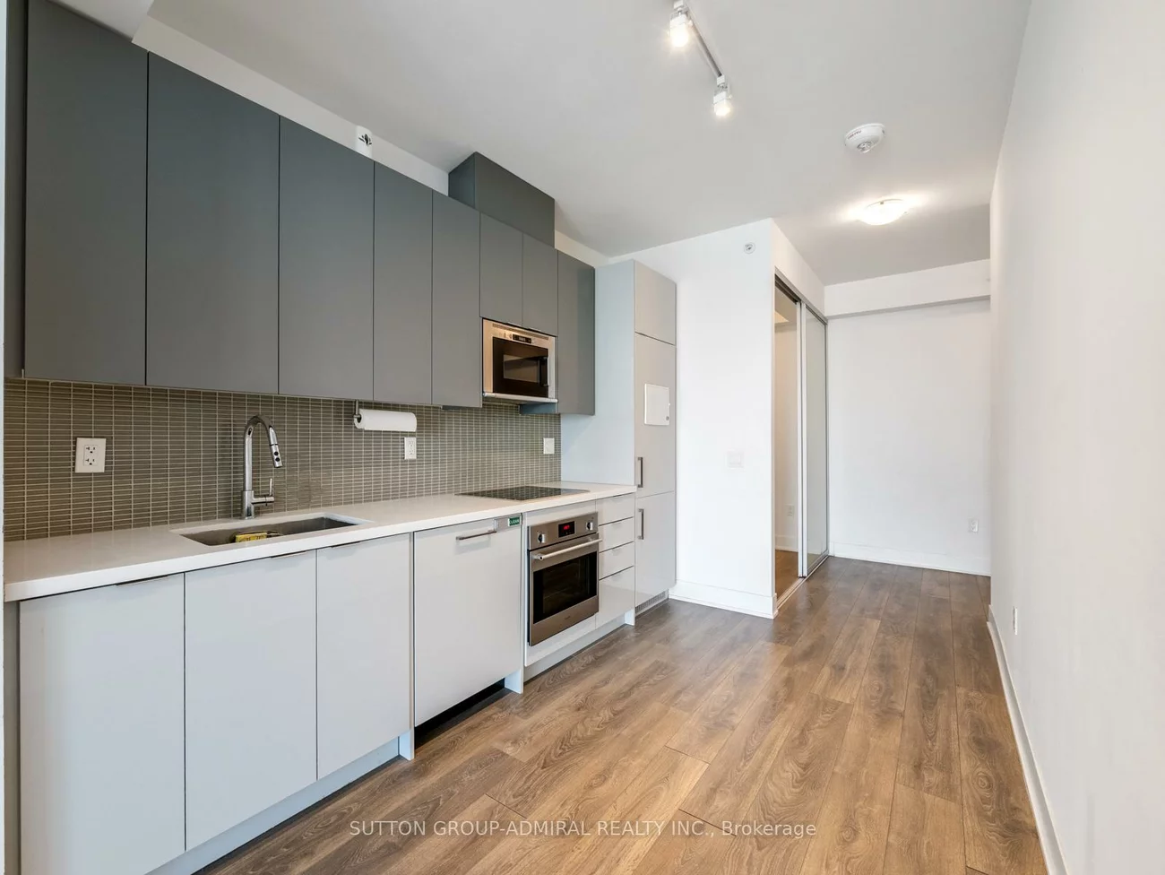 2916, Highway 7, Concord, Vaughan