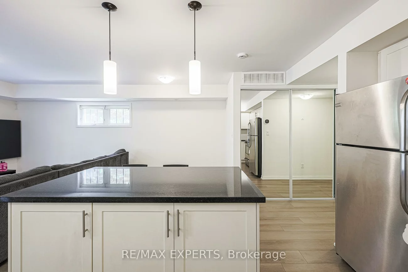 26, Bruce, East Woodbridge, Vaughan