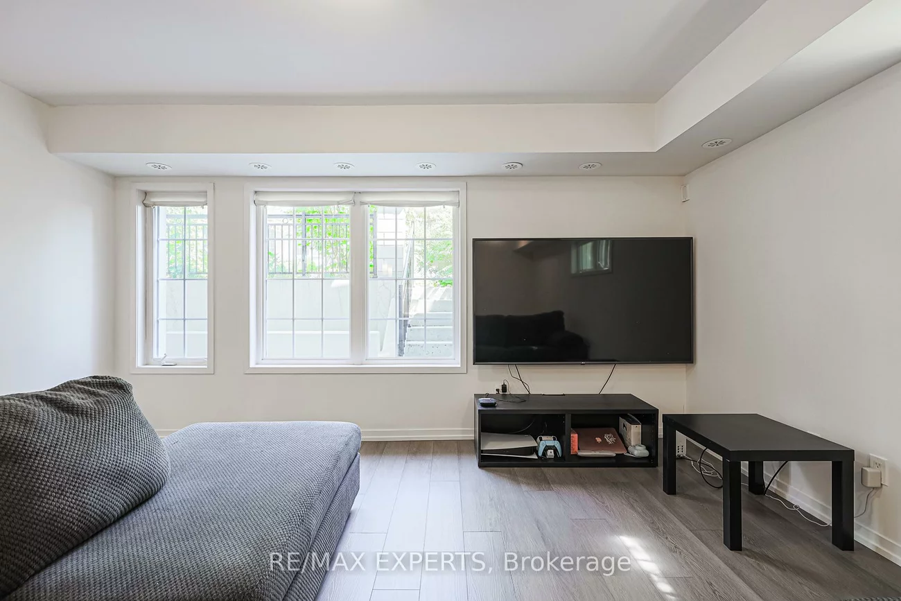 26, Bruce, East Woodbridge, Vaughan