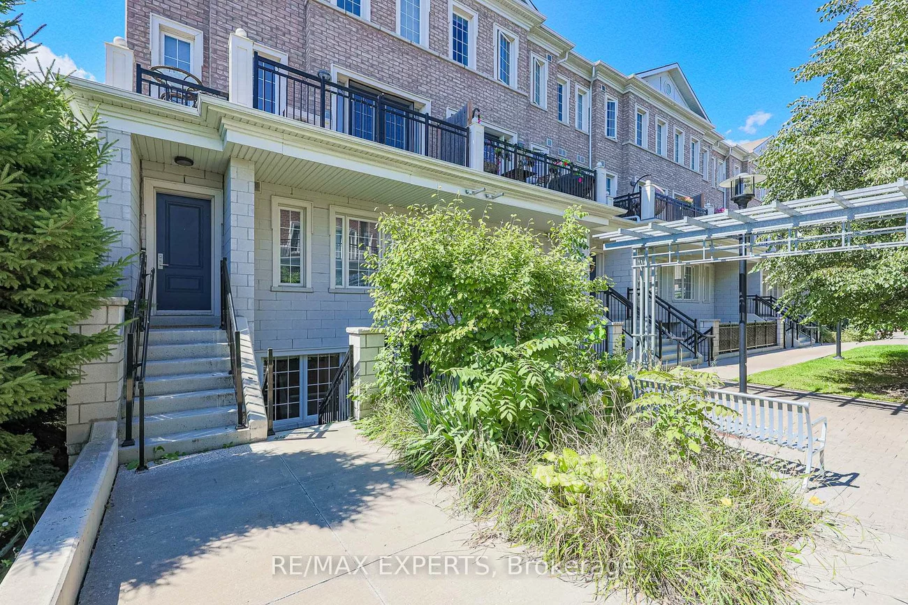 26, Bruce, East Woodbridge, Vaughan